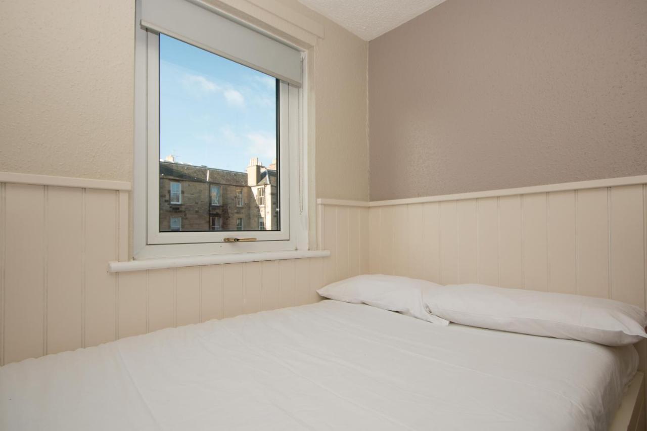 Destiny Student - Meadow Court Apartment Edinburgh Exterior photo